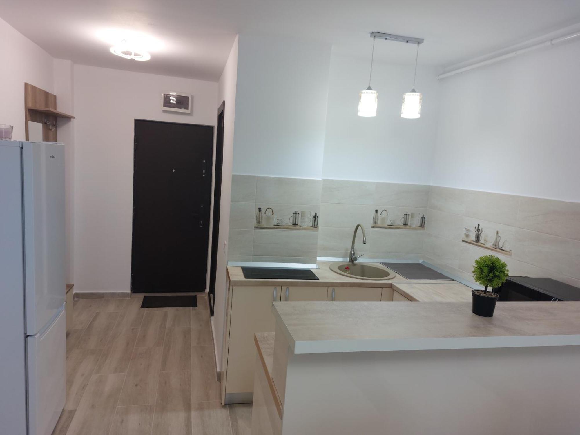 Rg Garsoniera Central Piatra Neamţ Buitenkant foto